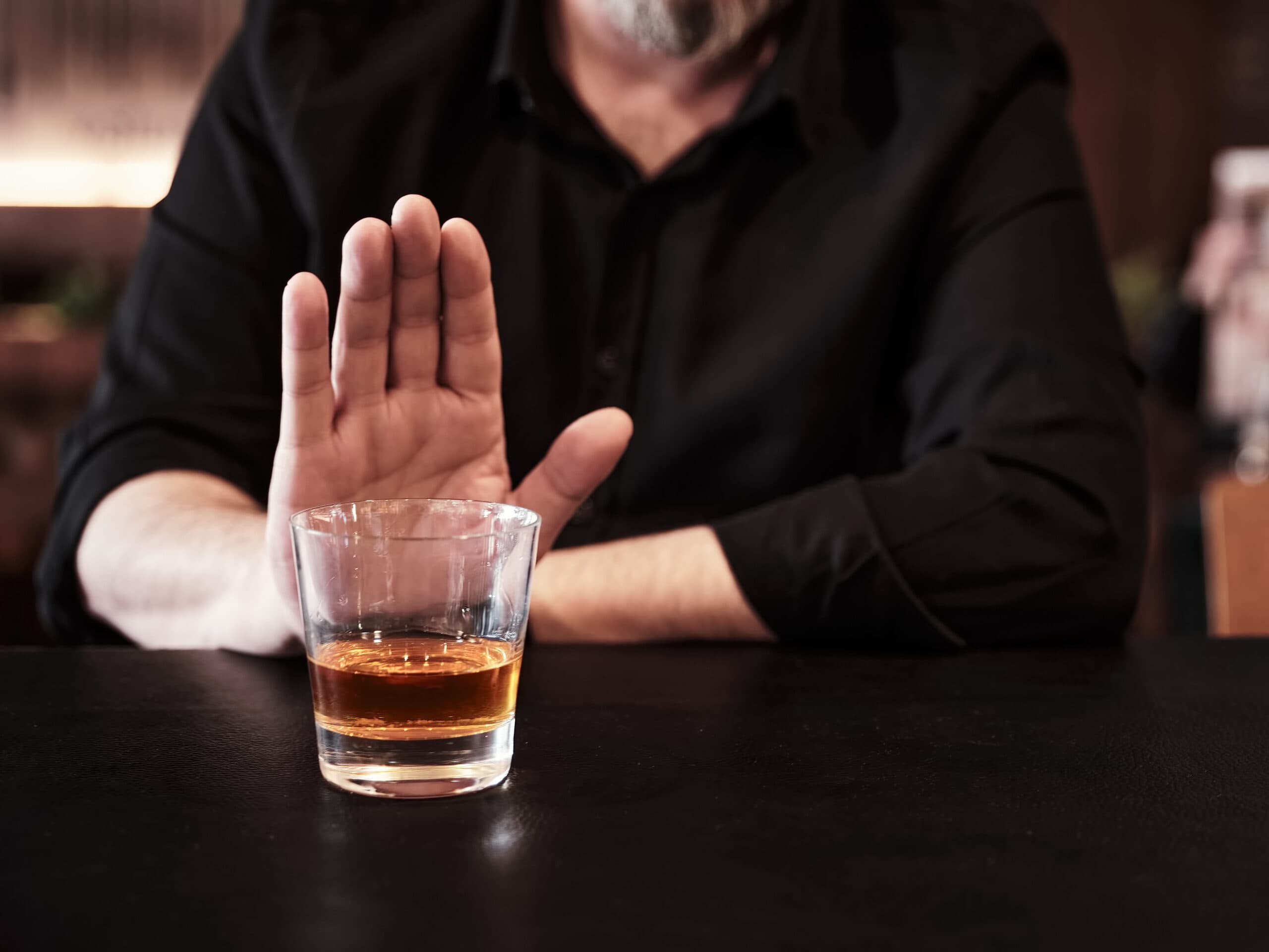 Alcohol Withdrawal Symptoms: What You Need to Know - GoodRx