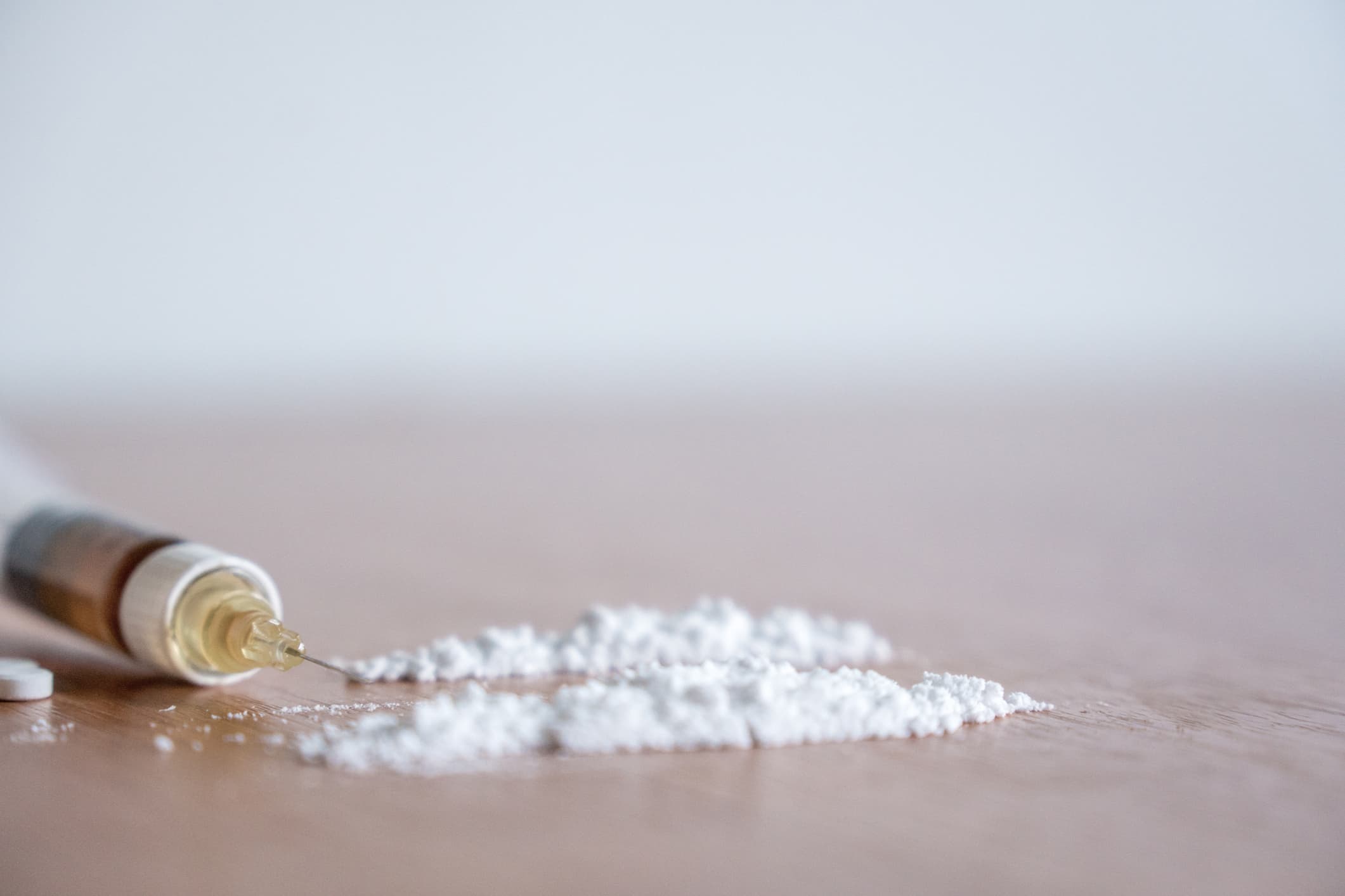 powder fentanyl with syringe