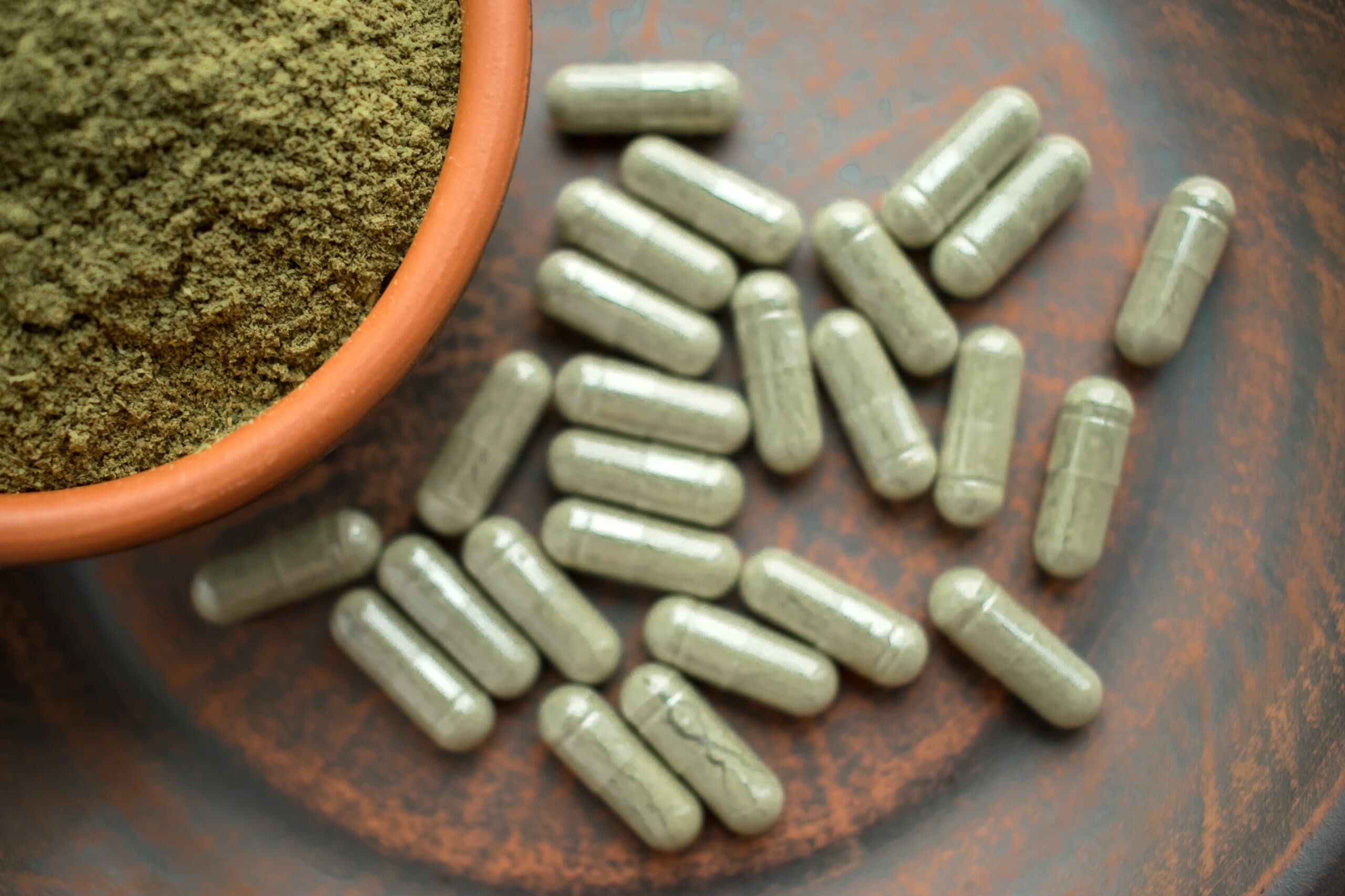 kratom pills and powder