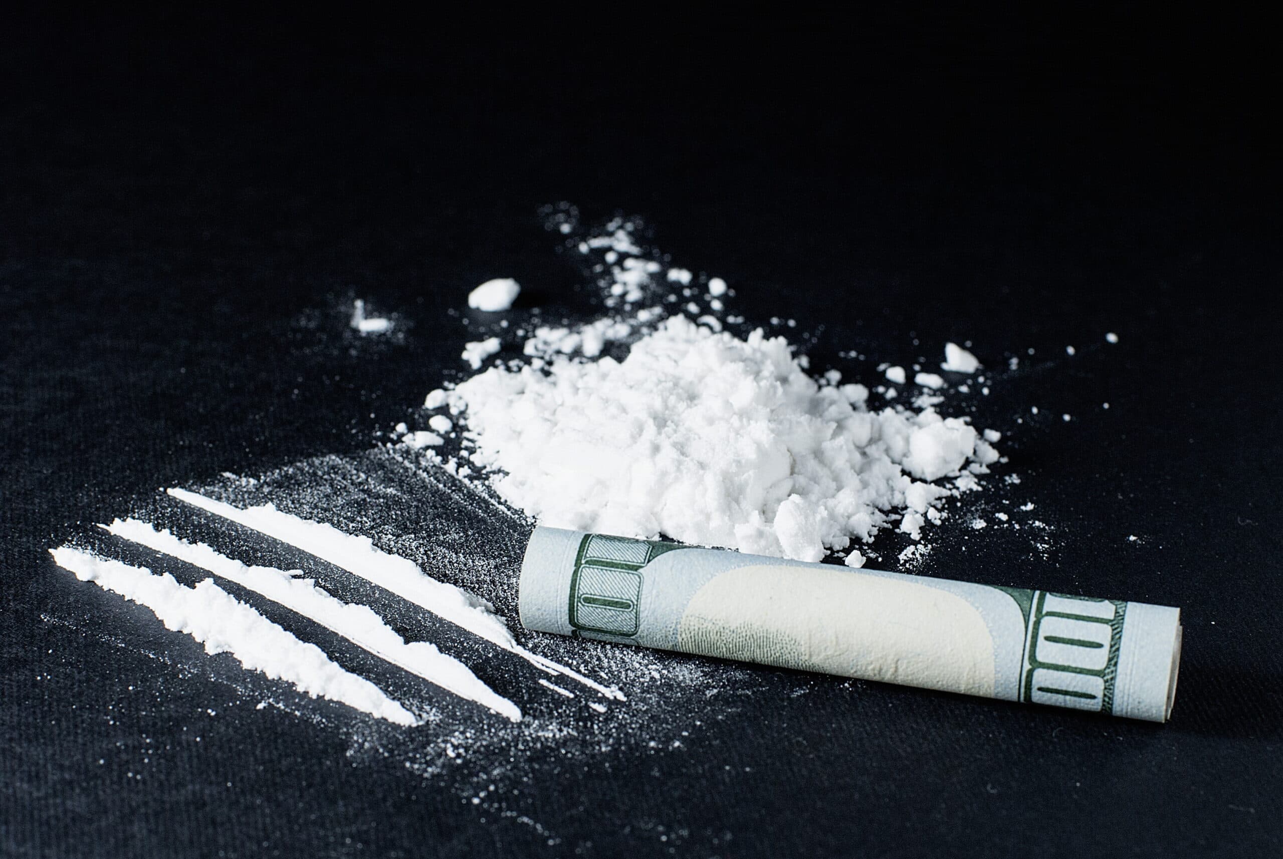 Cocaine Addiction Treatment & Abuse Warning Signs