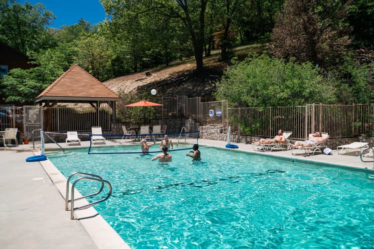 Zinnia Health at Serenity Lodge Drug & Alcohol Rehab in Lake