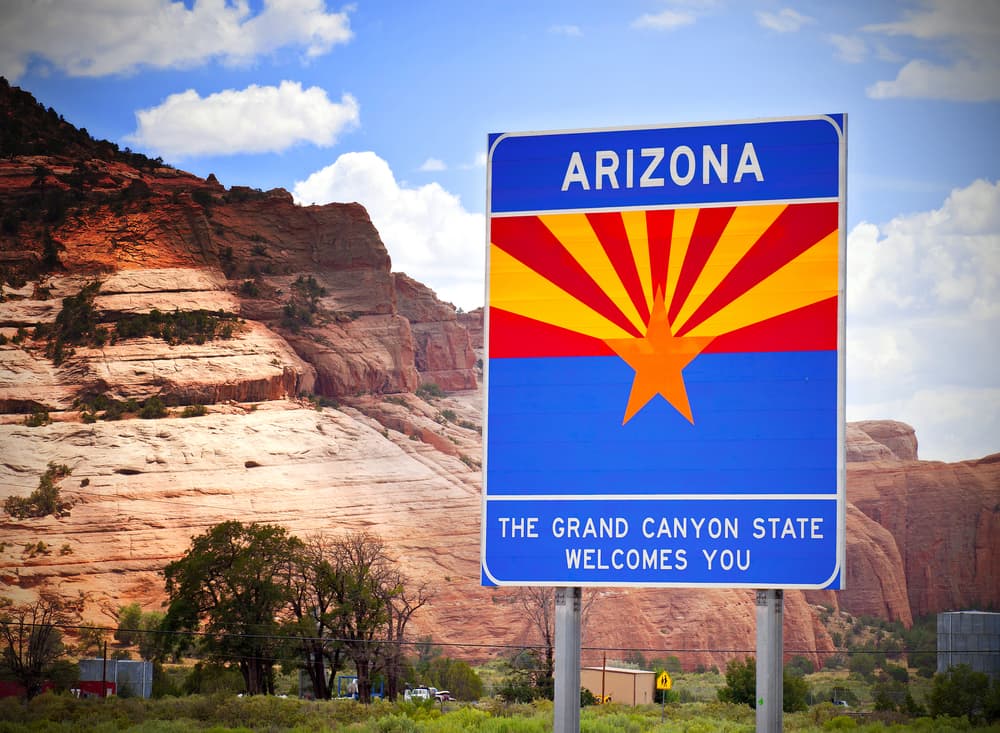 welcome to arizona sign