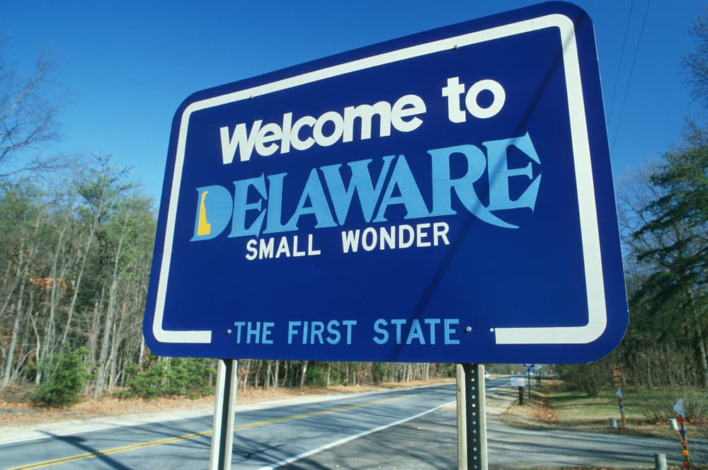 welcome to delaware sign
