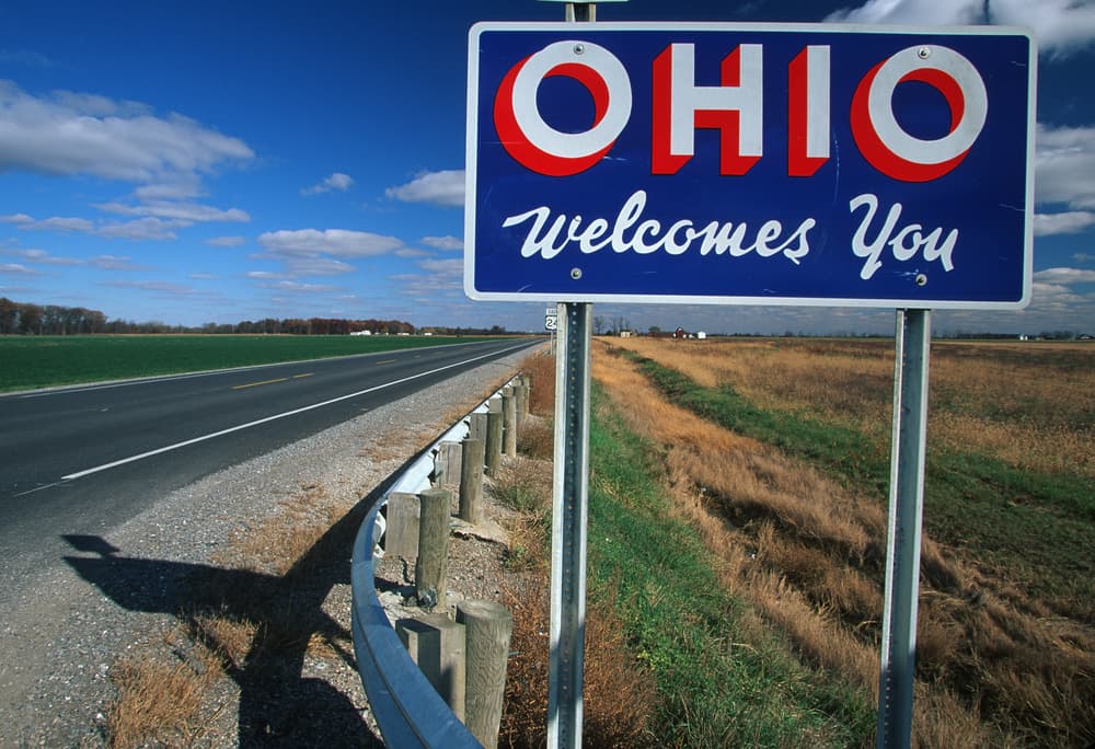 welcome to ohio sign