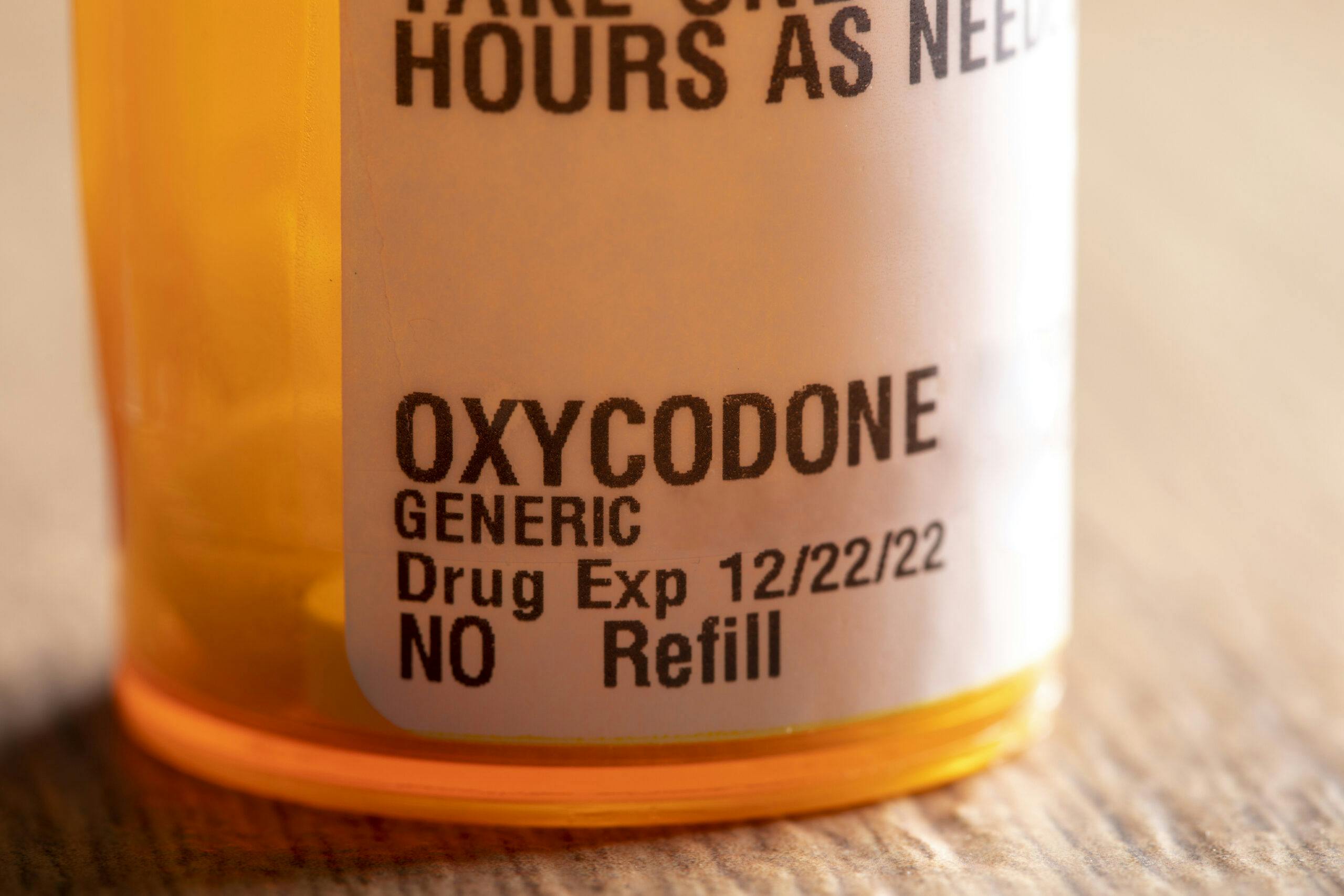 oxycodone prescription pill bottle