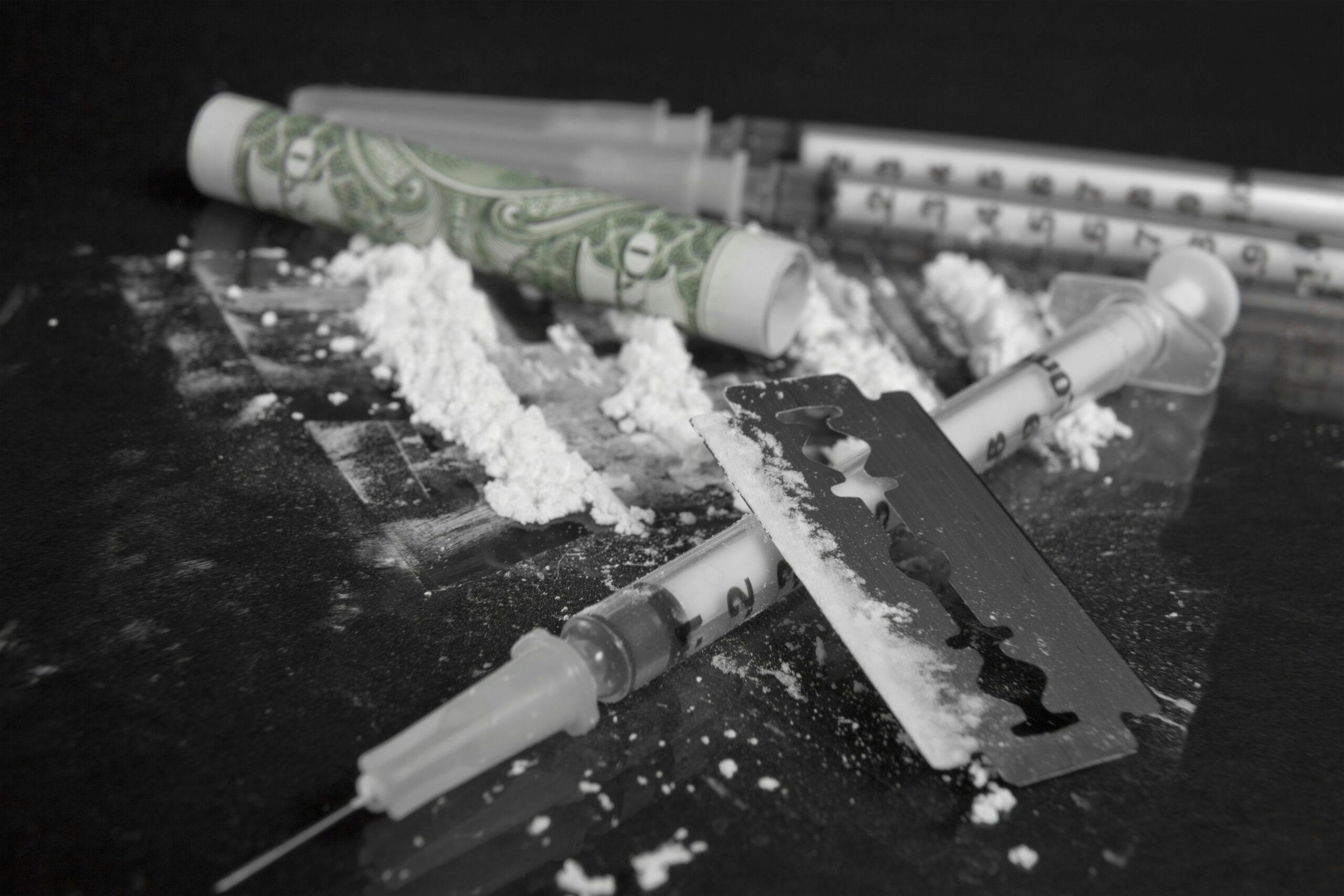 cocaine dollar bill needle coke lines