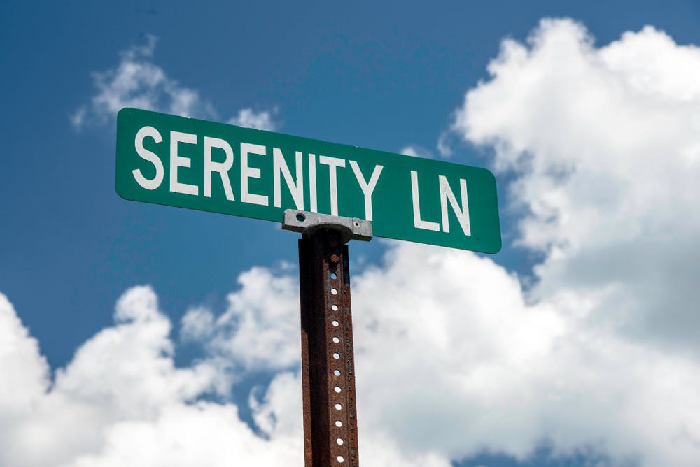 serenity lane sign