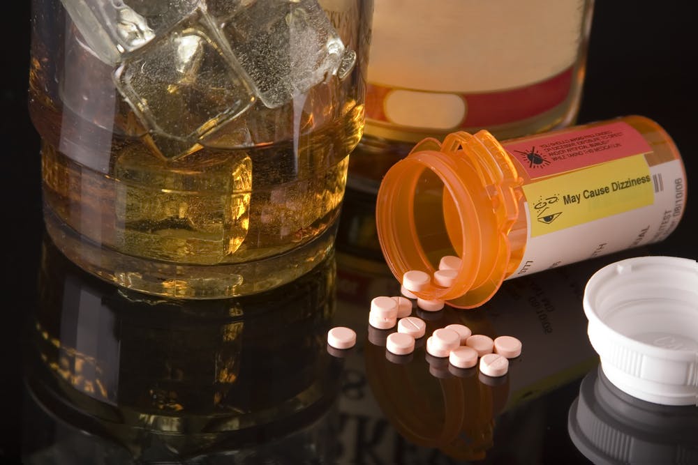 Mixing Muscle Relaxers and Alcohol: Dangers and Risks